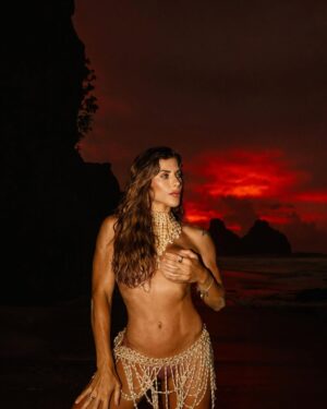 Ana Paula Minerato Instagram - The perfect click @neuronha 🔥