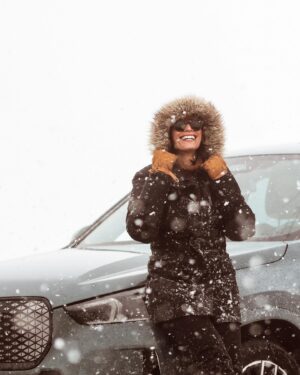 Ana Varela Instagram - Actualização do estado do tempo na Serra da Estrela ❄️☃️

@bmwportugal
