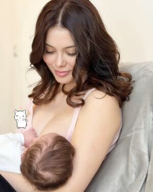 Anca Dumitra Instagram - Anul in care am devenit o mami