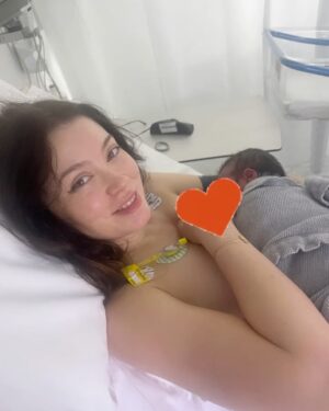 Anca Dumitra Instagram - Anul in care am devenit o mami