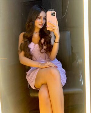 Anchal Sahu Instagram - Sweet smiles.👀🥰