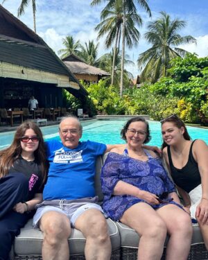 Andi Eigenmann Instagram - Not to overshare, but I was ecstatic that my grandparents finally got to come visit Siargao all the way from the States, after 7 years of me living here. With my sissy @stevieeigengirl and my city girl @ellie_ejercito, no less!❤️