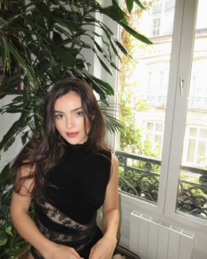 Andrea Londo Instagram - Earlier this year, Paris 💌🥀
