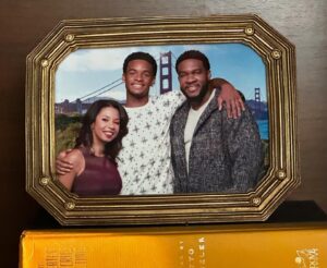 Angel Parker Instagram - Meet the Jeremy family tonight! on @cwallamerican I hope you’ll root for us from the sidelines. Set in LA. FILMED IN LA. #stayinLA So grateful to be part of this special show. Season 7. Let’s go!! 💪🏾