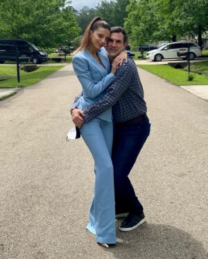 Angela Sarafyan Instagram - Grateful for the memories, the lessons and good times! 

A House on the Bayou is out today! 

Shout out to the amazing crew in New Orleans. Thank you for making this special! xo

Now streaming: @paramountmovies @epix