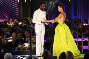 Angela Sarafyan Instagram - So honored to have presented at the Creative Arts Emmy Awards! 
Thank you @televisionacad ✨

Loved being in a room with such talented folks being recognized for their hard work. 

We are in a collaborative art, the magic of telling stories on screen! It couldn’t Be, without all the people we don’t see, the people behind the camera, in pre & post production rooms  that bring it to life! 
Thank you for sharing your work with the world! 
Congratulations to all! 

And Colman, @kingofbingo to see you walk up that aisle, to meet you for the first time, your eyes, your heart, what an honor it was to be there with you.
