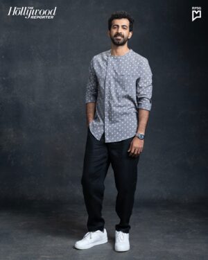 Anjali Anand Instagram - We capture Roshan Mathew (@roshan.matthew), Aditi Rao Hydari (@aditiraohydari), Sonakshi Sinha (@aslisona), Ali Fazal (@alifazal9), and Anjali Anand (@anjalidineshanand) as they reflect on their clutter-breaking performances this year, the current, shaky state of the film industry and more.

Chairperson: Avarna Jain (@avarna_jain)
COO: Jamal Shaikh (@jamalshaikh)

Editor: Anupama Chopra (@anupama.chopra)
Deputy Editor: Sneha Menon Desai (@missusdesai)
Photographer: Beej Lakhani (@beejlakhani)
Styling Consultant - Ekta Singh (@ekta_singh96)
Head of Social: Tanya Verma (@tanyaverma_95)
Social Media Lead: Suvigya Buch (@suvigyabuch)
Social Media Intern: Aarya Shah (@aaryashah10)
DOP: Aashray Rao (@raoaashray)
Video Editor: Tribhuvan Chander (@tribhuvanchander)
Producer: Arpit Sawant (@sawant.arpit)
Production Supervisor: Vir Suryawansshi (@vir_suryawansshi)

Aditi Rao Hydari
Outfit- @studiorigu 
Styled by- @sanamratansi 
Team- @jannat__r 
Hair and Make Up- @shraddhamishra8
Hair and Make Up team- @ritu.purohit.9
Artist Management- @think_talkies

Roshan Mathew 
Styled by- @damini_styles
Hair and Make Up- pankaj_hair_rtist
Artist Management- @exceedentertainment

Anjali Anand 
Styled by- @shaleenanathani
Style team- @samridhi_.jain and @simrankumar19
Outfit- @jade_bymk 
Jewellery- @studioviange
Makeup- @mallika_bhat 
Hair- @pinkyroy9467
Artist Management- @nilesh_jadhav_01 and @abid6288

Ali Fazal
Styled by- @anishagandhi3 and @rochelledsa
Artist Management- @hardlyanoanymous_2.0

Sonakshi Sinha 
Outfit- Personal Wardrobe
Artist Management- @communiquefilmpr 

THR India Host- Suchin Mehrotra (@suchin545)
Styled by- @ekta_singh96
Hair and Make Up- Kausar Latif (@makeoverbykausar)

Space Partner- G5A (@g5afoundation)
Roundtable Partner- Vedica Himalayan Spring Water (@vedicaspring)

An @rpsg.lifestylemedia publication
Brought to you by the @rpsggroup

#TheHollywoodReporterIndia