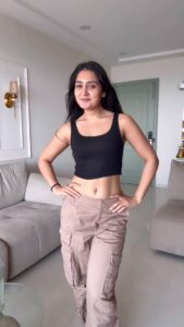 Actress Anjali Tatrari HD Photos and Wallpapers January 2025