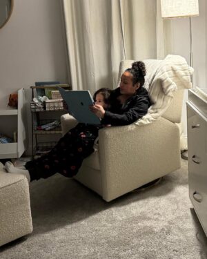 Anjelah Johnson-Reyes Instagram - I’ve been traveling every weekend so far this year and this was my first and only weekend off before The Family Reunion Tour starts! What a blessing to just be home and spend time with family. ❤️
