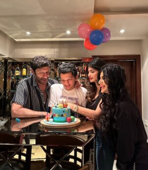 Anjini Dhawan Instagram - Happy birthday to my little munchkin who absolutely hates taking pictures 😋❤️