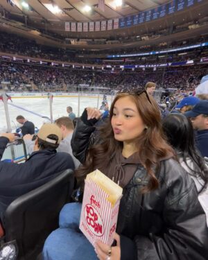 Anna Cathcart Instagram - cheers to that!!! ☕️❤️‍🔥🧸