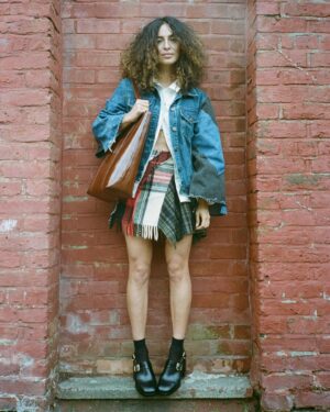 Anna Shaffer Instagram - Sezane invented autumn btw 

@sezane 
#sezane 
#sezanelovers 
Ad