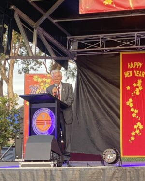 Annastacia Palaszczuk Instagram - Lovely to join friends at the Vietnamese Tet festival in Inala. Happy new year. The year of the snake. Special thanks to Dr Bui, a true champion of the local community.