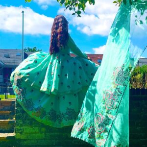 Anoosheh Rania Khan Instagram - The sky speaks in a thousand colours☀️♥️

Dress by: @royal_deseo_by_sn 
.
.
.
.
.
.
.
.
.
.
.
#love #sunsets #sky #clouds #blue #uk #windsor #weather #sunny #instagram #explore #instagood #anooshehraniakhan
