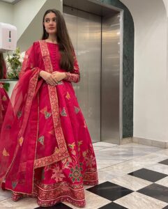 Actress Anoosheh Rania Khan HD Photos and Wallpapers April 2023