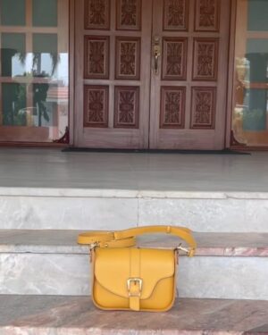 Anoosheh Rania Khan Instagram - ✨✨✨
Mashallah🧿🧿

Outfit by: @hurf.pk 
Bag by: @rtw_creation 
👠 : @thriftsteals.pk 
.
.
.
.
.
.
#explore #fashion #instagram #anooshehraniakhan