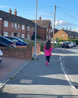 Anoosheh Rania Khan Instagram - Hey Barbie! 💖🎀🎟️

.
.
.
.
.

#barbie #pink #anooshehraniakhan #explore