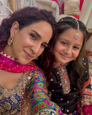 Anoushay Abbasi Instagram - DRUM ROLLLL!!! @mojizhasan got married last night 

Styled by my gorg sis @juvariaabbasi