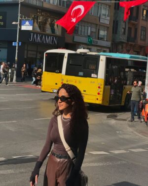 Anoushay Abbasi Instagram - - fell in love with İstanbul 🇹🇷

@go__istanbul - @goturkiye 
#goturkey #goi̇stanbul