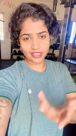 Anuja Mule Instagram - 😂🫵🏻🔥
.
.
#insta #instagram #instagood #instalike #instadaily #reels #reels instagram #reelsvideo #reelsindia #viral #viralvideos #viralpost #viralreels #explore #content #explorepage #exploremore #creativity #foryou #foryoupage #instaalgo