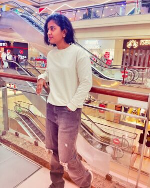 Anuja Mule Instagram - मुझे समझना 🤫इतना आसान नहीं, ✌️💪गहरा समुंदर 🏊‍♂️💦हूं खुला आसमान नहीं।🙌🔥💯

#insta #instagram #instagood #instalike #instadaily #reels #reelsinstagram #reelsvideo #reelsindia #viral #viral-videos #viralpost #viralreels #explore #content #explorepage #exploremore #creativity #foryou #foryoupage #instaalgo