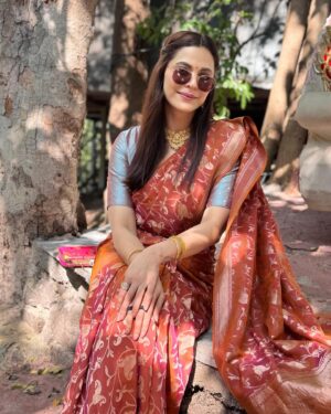 Anuja Sathe Instagram - Some pictures are better without captions 🙃🤎