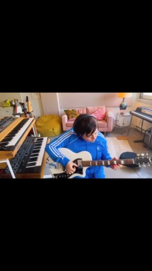 Ariane Moffatt Instagram - On va arrêter de vous JOUER dans la tête la semaine prochaine! Promis.