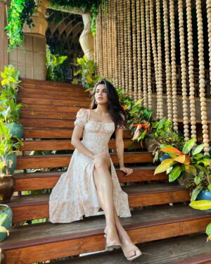 Asheema Vardaan Instagram - Brunch with a view 🙋‍♀️

#aasheemavardaan #brunch #date