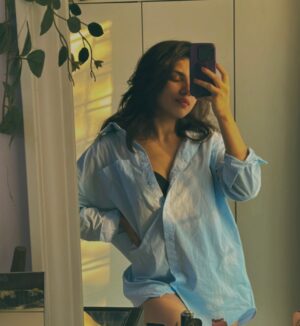 Asheema Vardaan Instagram - 💙