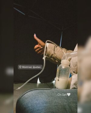 Ashley Blaine Featherson Instagram - Teamwork Made The Dream Work🤍

Working Away From Home & Being A FaceTime Parent Was Not Easy But It Was My Reality. I Always Want Aspen To Know That I Can Be Present For Her, Our Family & My Career!

Loving & Choosing @mynamedarroll Is The Best Decision I’ve Ever Made. He’s My Biggest Cheerleader & Encouraged Me To Go Wholeheartedly. He Held Down The Fort! It’s Clear Aspen Already Knows How Blessed She Is To Have Him As Her Daddy!

All I Do Is For Boo. I Can’t Wait To Tell Her About When Mama Went Away For Work, Made Food For Her The Whole Time & She Got To Have Special One-On-One Time With Daddy! For Now, She Will See Mama On TV…An Answered Prayer!

My Takeaways:

1. Always Know Your “Why”. In Times Of Isolation Or Solitude It’s What Will Keep You Going.

2. Being A Working Parent Isn’t Easy…I SEE YOU & I’m Sending You Love.

3. Mom & Dad…THANK YOU. I Get It Now✨

Many Thanks To @milkstork For The Safe, Easy & FAST Shipping Of My Milk From Canada To LA!