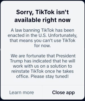Ashley Leechin Instagram - It doesn’t feel real…

I truly hope it comes back. This app changed my life in so many ways & I am forever grateful for the friendships I have made for life. Thank you all for staying. Your story is not over 🖤 ;

😭🫶🫂
#tiktokban #tiktok #contentcreators #endofanera
