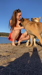 Actress Aspen Ladd HD Photos and Wallpapers January 2025