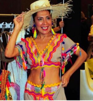 Asuman Dabak Instagram - Bi Bali’den esesim geldi💃🏽