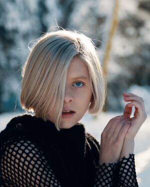 Aurora Aksnes Instagram - You guys have given Runaway a billion streams on @spotify!!!! 💫 This is insane! I am tipsy, happy and excited. Thank you so much, this is so special. THANK YOU ✨ thank you @producedbymagnus and thank you @oddmartinmusic love you both x