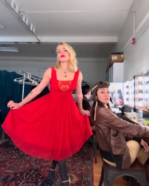 Autumn Reeser Instagram - The Red Plains Rider and Amelia Earhart patiently waiting backstage. @autumn_reeser @thrillingadv @sf_sketchfest @clubfugazisf
