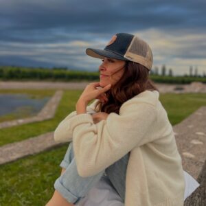 Autumn Reeser Instagram - OK, so apparently this week they decided that wine causes cancer, but it also happens to sometimes cause transcendent experiences at a breathtaking vineyard in Argentina while the sun sets over the Andes mountain range and good LORD can we all just breathe for a minute and celebrate the fact that we are ALIVE, we are freaking ✨ALIVE✨ and life can be beautiful and exquisite and complex and nuanced and I. AM. Grateful. 

That’s all.
Carry on with your day. 

Gracias @caropzo & @zuccardivalledeuco & @leolanussol & @julizuccardi