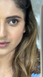 Actress Ayesha Zeenath HD Photos and Wallpapers February 2025