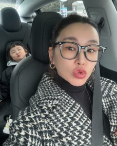 Actress Bae Yoon-jung HD Photos and Wallpapers February 2025