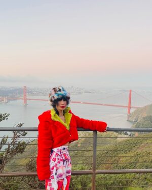 Bai Ling Instagram - Haha I am obsessed with this song do you? Sharing 20pics of me on the #goldengatebridge what an #amazing #sunnyday during my #dayoff #filming in #sanfrancisco that I went everywhere in San Francisco sighting the city’s fabulous beauty. . Which pic do you like? 

Feel #blessed to have the beauty of nature reflecting in my eyes and in my heart’s joy and excitement about life, I believe this is all we are the one  that is making it when our heart is dancing with joy, then what we see is the outside world matching us, giving us what we feel inside. 

I keep #singing this song and eventually my friend found it and we play it in the car, passing beautiful farms and #cows and #horses and beautiful #deers that they are just there living their lives, eating peacefully not pay any attention to anything. So simply in harmony. 

Even though it is winter so cold, still I went to play with the ocean’s big waves, lost in a beautiful deep forest #hiking #eating fresh #oysters on the seaside, some #frenchfood of cause cafe ,watched #goldengate bridge shining it’s glory in different times lights, morning evening, so stunningly beautiful I have been seen it from far away over the #baybridge where my film set is.

Amazing how everyday when the #production car picke me up to #filmset , I see the Golden Gate Bridge from so far away it seamed so so small like a toy, then when I am on it, it is so big and #stunning #powerful .

Well tomorrow to #movieset I will see it become so small again. Anything is about perspective and distance.

Cookie: Knowing that when our perspective changes then the nature of things change too, therefore when we are in trouble or in difficulties, all we have to do is just to change and shift our perspective then things will then charge too. This is exactly how you change your situations from negative to positive. We have the tools to make it the way we want it to be. Beauty is in the eyes of beholders. 

Love from sanfrancisco 💝😛👍

Click the link in my bio or just type in Google: Bai Ling Hollywood Shop to get your 2025 gifts 🎁🔮🧧
https://www.bailinghollywoodshop.com/

#bailingmovie #fashion #portraitphotography #positivevibes #positivity #白靈電影 #白靈時尚