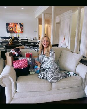 Barbara Alyn Woods Instagram - Christmas 2024 @fariaresorts Belle River Mansion
A week of laughter and love and family ❤️🎁❤️🎄❤️