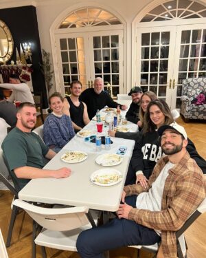 Barbara Alyn Woods Instagram - Christmas 2024 @fariaresorts Belle River Mansion
A week of laughter and love and family ❤️🎁❤️🎄❤️