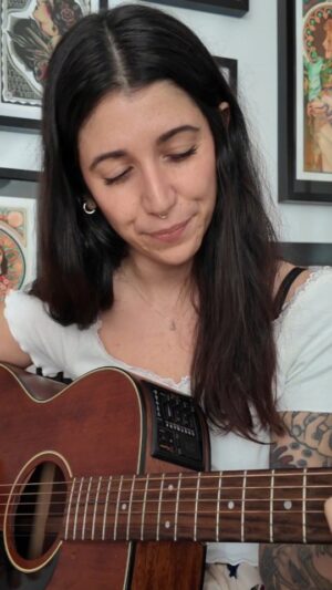 Bely Basarte Instagram - qué ganas de música nueva, no? 🤍