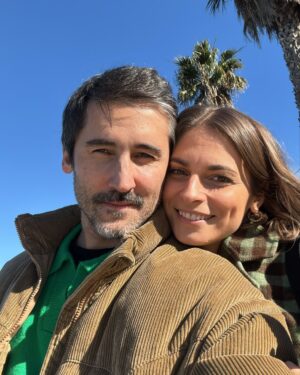 Benedita Pereira Instagram - Janeiro está a ser bom (para mim) 
1 - primeira selfie do ano a poucos metros da casa para onde vou viver em breve (e nesse dia não fazia ideia!!!)
2 - a primeira vez que visitei a casa
3 - a foto que o Álvaro me tirou à porta da escola 
4 - gentle reminder 
5 - camionista do crl
6 - ir ao São Gonçalinho em Aveiro é quase como estar numa zona de guerra: émuito difícil não apanhar com uma cavaca em cheio na tola! 😂
7 - a Kristine dos anos 50
8 - prometemos comprar a casa!
9 - nem a chuva o pára 
10 - fomos ver o Sonic 3 e eu gargalhei muito 
11 - antes de entrar em cena e por isso ainda com cara decente 😂
12 - a minha amiga @____joanasantos____ ganhou mais um prémio e eu estou muito orgulhosa dela!