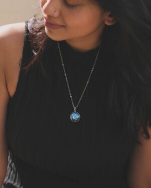 Bhagyashree Limaye Instagram - How can you be sure this isn't a dream? 🍄
.
.
#findingbalance #explorepage #exploremore #communityoflove #winterishere #sunkissed #year #foryoupage #black #portrait #thoughts #musings #love #ootd # #selflove #vangogh #pendant #jewellery #artjewellery #souvenir