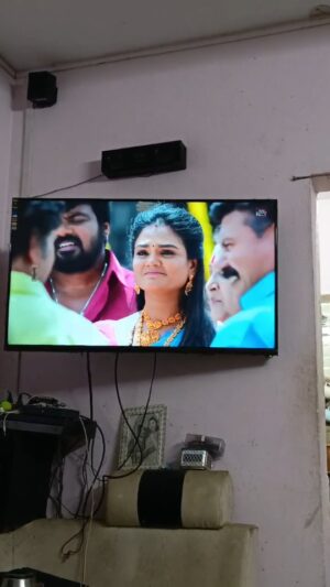 Bharatha Naidu Instagram - My entry in Annam serial suntv

#manimozhi character role 

 #trending #suntv #artistlife #serial #bharathanaidu #mithrasbbacademy #makeupartist #professionalmakeup #lookoftheday