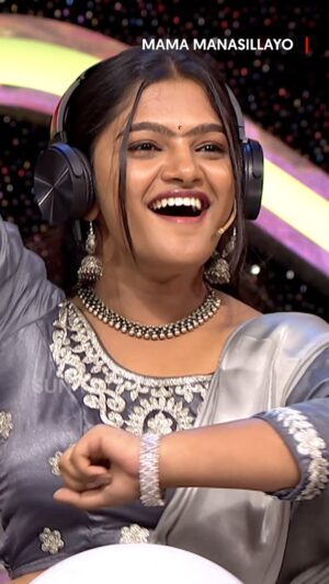 Bharatha Naidu Instagram - Individual game aayiduchu 😂

Mama Manasilaayo | Sunday | 12.30 PM

#SunTV #MamaManasilaayo #MamaManasilaayoOnSunTV #SunReels #SunShorts