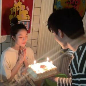 Bhasidi Petchsutee Instagram - ชีเสิร์ฟ 🎂🫶🏻✨🤍~