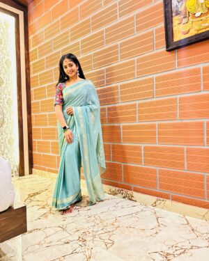 Bhavya Gowda Instagram - 🩵🤍 

Saree& Blouse by : @anthariya_silks 

Captured by my Cutie @anusharai_official ❤️

#BBK11 #colorskannada #biggbosskannada #jiocinema #biggboss #contestant #artistlife #kannada #hosaadyaaya #geetha #bhavya #bhavyagowda #bhavyagowda670 #tigressbhavya