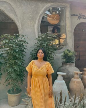 Bhumika Thakkar Instagram - Yesterday the outfit was outfitting, hair was hairing and sun was kissing 😅

#pinterestaesthetic #pinterestoutfits #pinterestdress #checkereddress #indianootd #indianoutfits