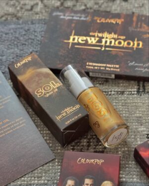 Bhumika Thakkar Instagram - NEW Twilight New Moon X @colourpopcosmetics Collection 

This limited edition collection includes;

Twilight New Moon Eyeshadow Palette - Create endless fantasy looks with 15 oranges, golds and red smokey shades that represent the warm tones in each New Moon scene.

SOL Glow Oil in It’s a Wolf Thing- Get a warm golden glow inspired by Jacob with this rich, moisturizing body oil that gives skin a hint of colour and subtle luminosity.

Super Shock Shadow in We Won’t Bite & The Volturi - Take a swipe of our famous OG crème-to-powder formula in 2 new Tie-Dye shades that deliver supercharged sparkling colour.

Multichrome Shadow Stix in Wolf Girl, It’s Always Been Him & Vampire Girl, Bella! - Get high-impact, colour-shifting pigment with our super creamy multichrome eyeshadow stick in 3 new shades!

Where the Hell Have You Been, Loca? Lip Kit, You Can’t Trust Vampires Lip Kit - LIPPIE PENCIL & POWER POUT
TRANSFER-PROOF 8HR LIPSTICK KITS
Get the perfect matte pout with our mahogany brown and vampy red lip combos inspired by Jacob and The Volturi!

Ultra Glossy Lip in Runs with Vampires - Swipe on our smoothing metallic true red lip gloss infused with Hyaluronic Acid for lips that are always glossy, never sticky.

#twilightnewmoon #twilightsaga #twilightnewmoonxcolourpop #twilightxcolourpop #colourpopme #colourpopcollection #colourpopmakeup #colourpopindia #colourpopxbhumika #indianbeautyblogger #indianmakeupblogger #PR #PRUnboxing